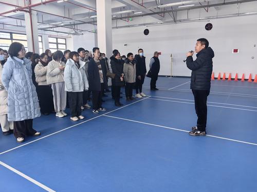 1郑州市第四十四高级中学开展迎元旦教职工活动